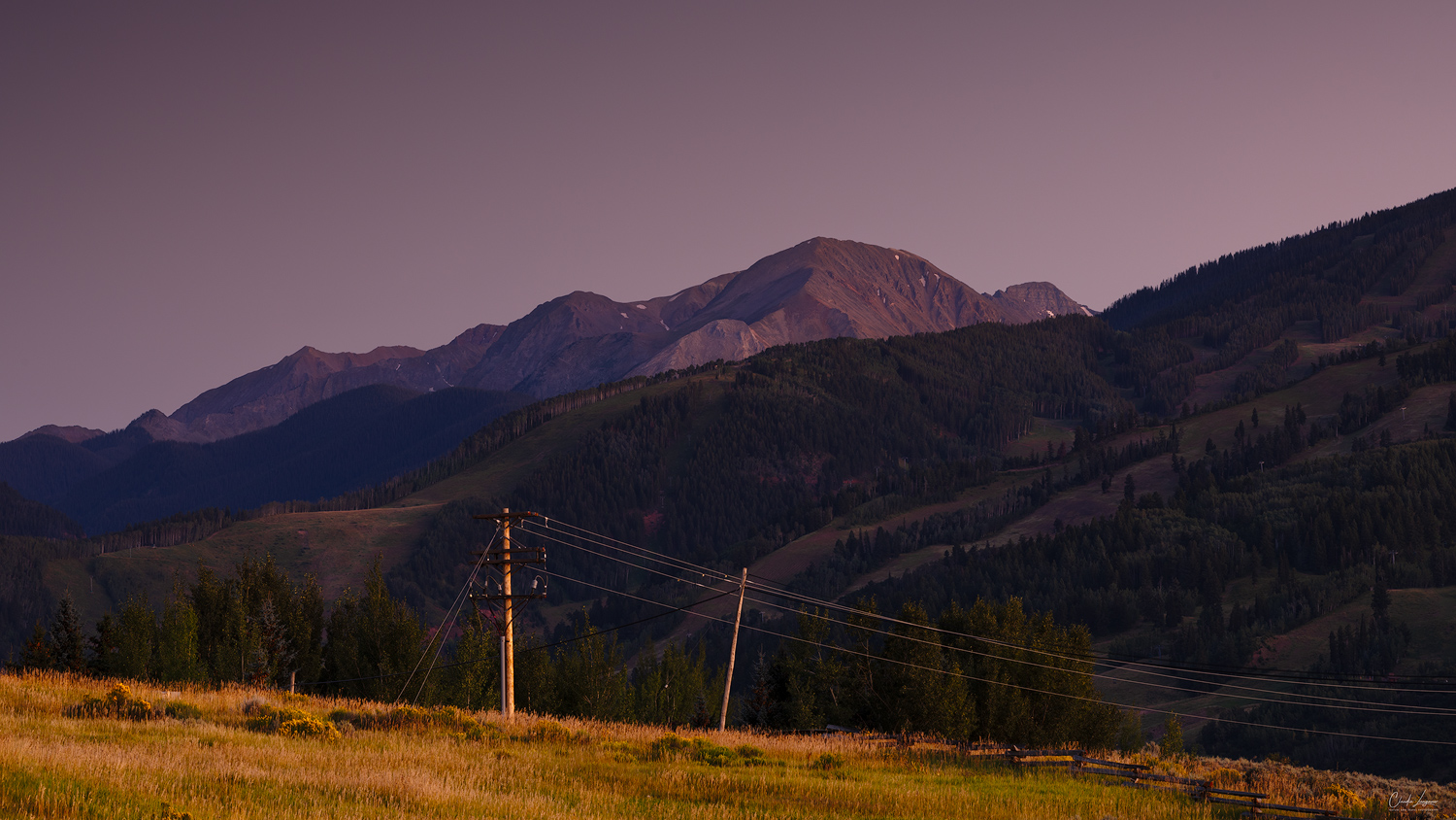 Sunset nearby Woody Creek in Colorado.